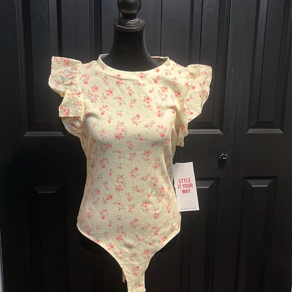 Flutter Sleeve Bodysuit - Brand New Never Used (Bin 1) - Picture 1 of 4